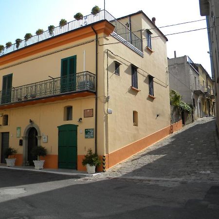 Aliano La Casa Dellamericano - Casa D'Epoca Anni '30 מראה חיצוני תמונה